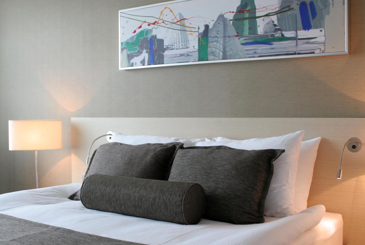 Cpankara Hotel Kültér fotó A bolster pillow